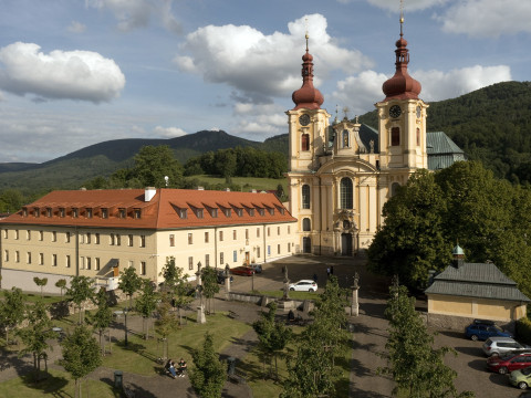 Hejnice, chrám Navštívení Panny Marie